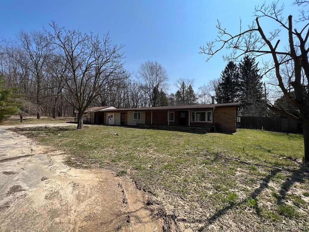 9215 Big Lake Road, Clarkston, MI 48346 | MLS #20230026277 - Homesnap