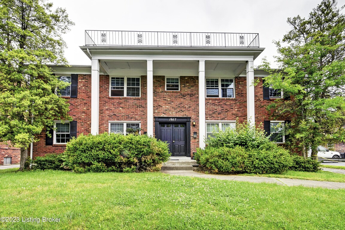 1807 Bashford Manor Lane, Louisville, KY 40218 MLS 1637160 Homesnap