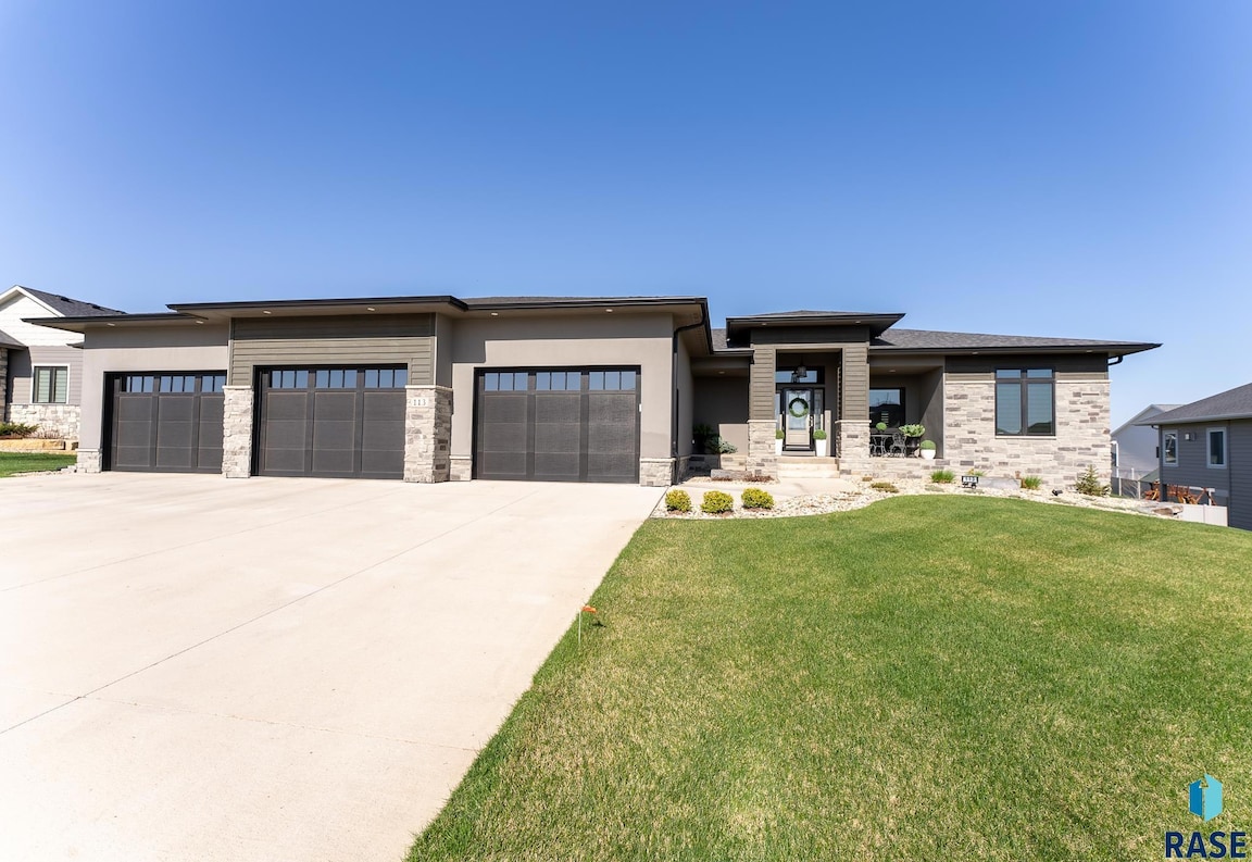 113 N Harvest Hill Circle, Sioux Falls, SD 57110 MLS 22302599 Homesnap