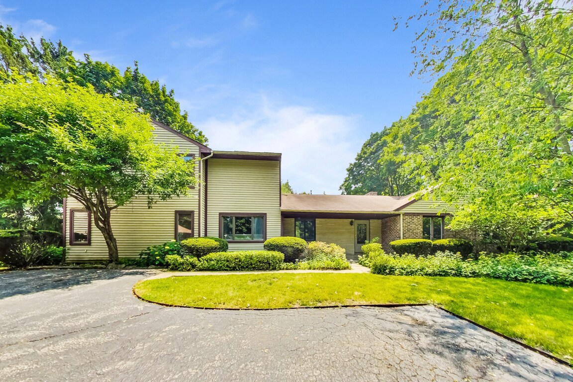 869 Gage Lane, Lake Forest, IL 60045 MLS MRD11820876 Homesnap