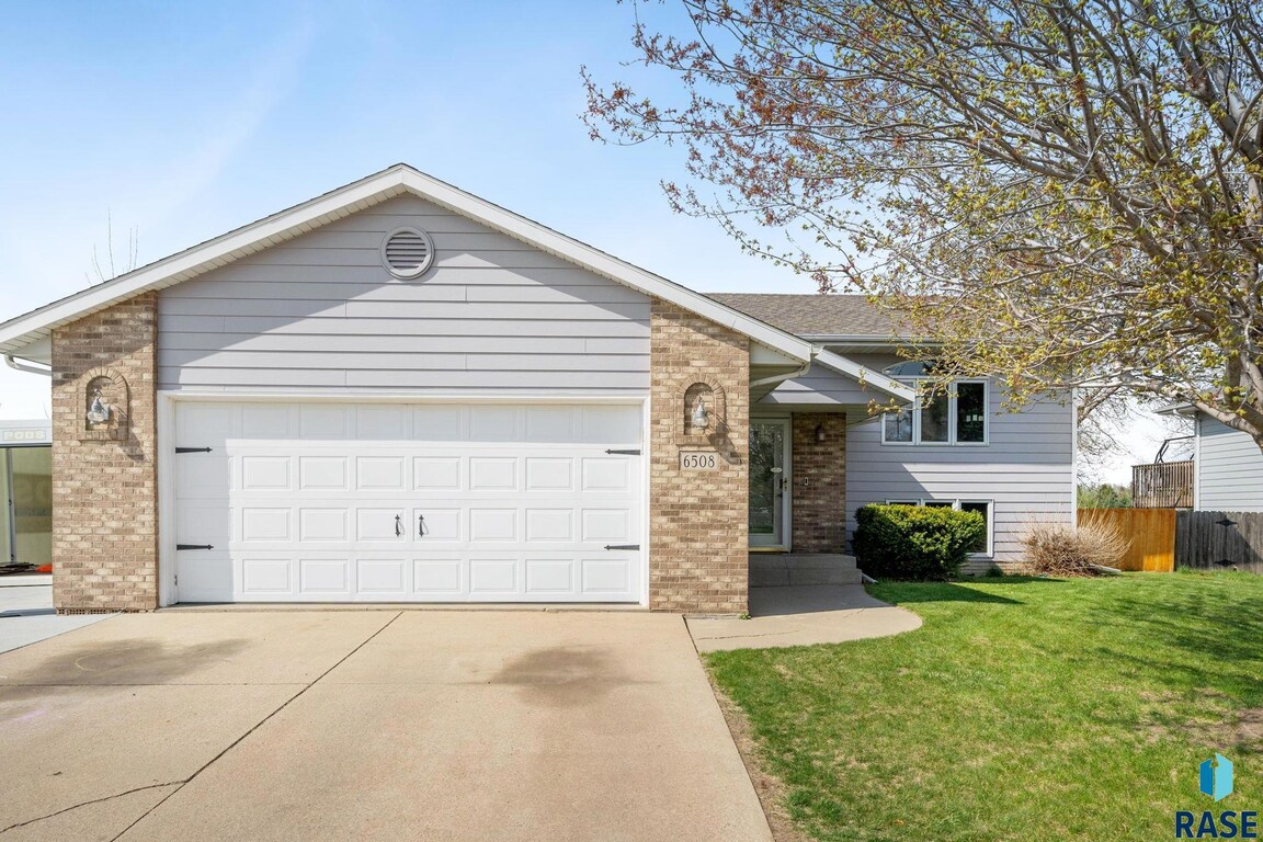 6508 W 63rd Street, Sioux Falls, SD 57106 MLS 22302657 Homesnap